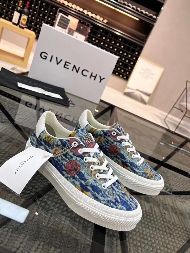 Givenchy Sneakers